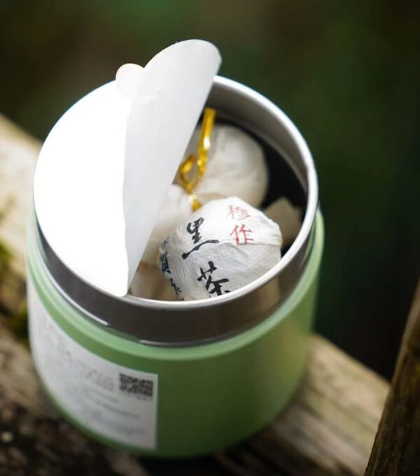 Woody Floral Aroma Black Tea