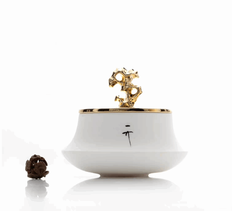 Taihu Stone Scented Candle