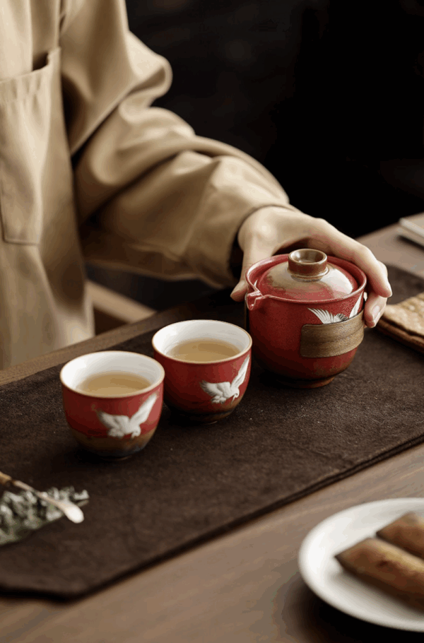 Auspicious Crane Pattern Teapot and Teacup Set
