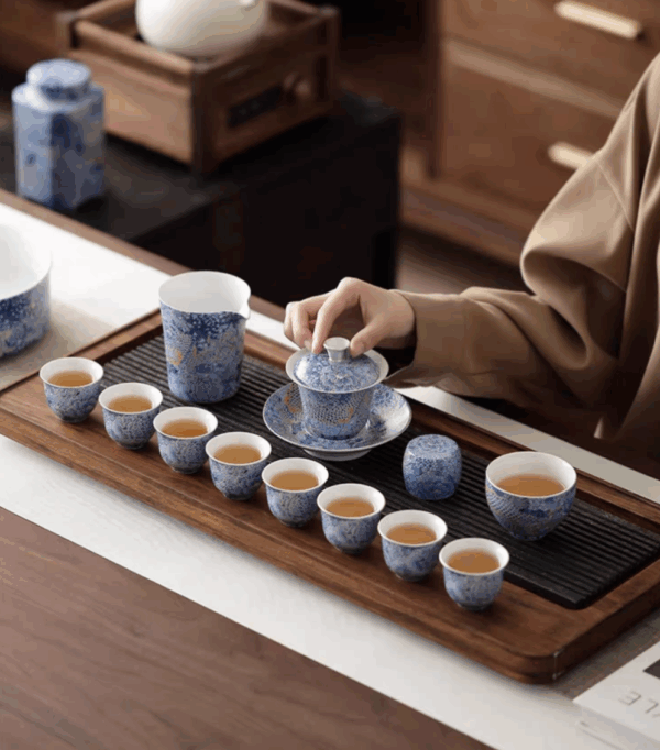Silver Dragon Kung Fu Tea Set - Image 2